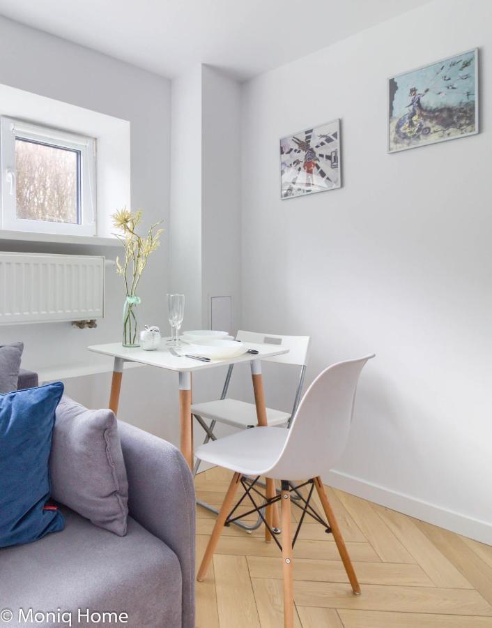 وارسو M&R Apartament Smart&Bright Batorego 16, Netflix, Free Wifi, Metro I Park Pole Mokotowskie, Stodola, Self Check-In, 5 Minut Od Centrum المظهر الخارجي الصورة